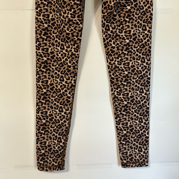 American Eagle The Everything High Rise Leggings Leopard Print Size M Long - Picture 9 of 12